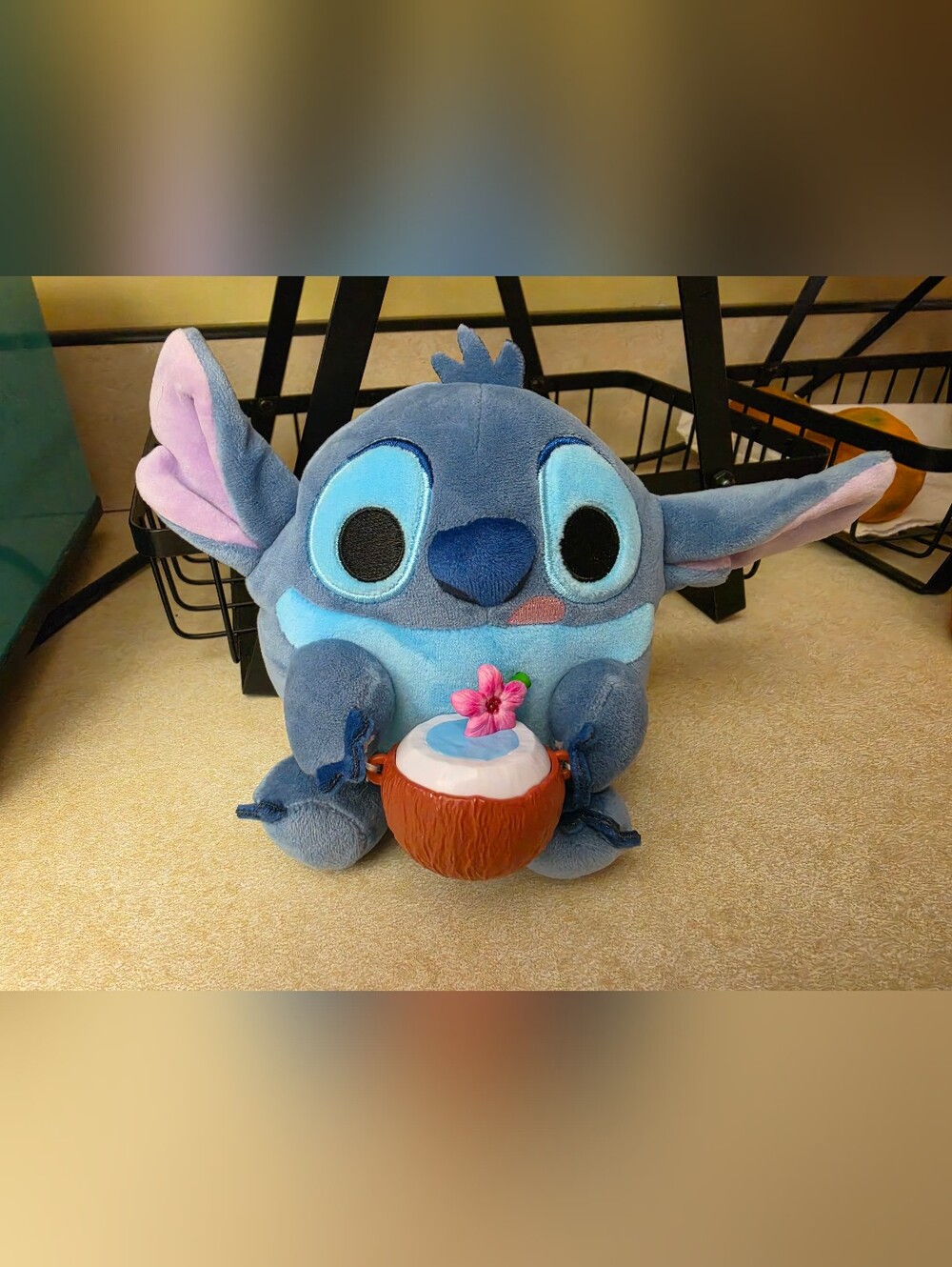 Zuru Snackles Stitch